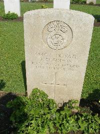 Cairo War Memorial Cemetery - Robinson, J